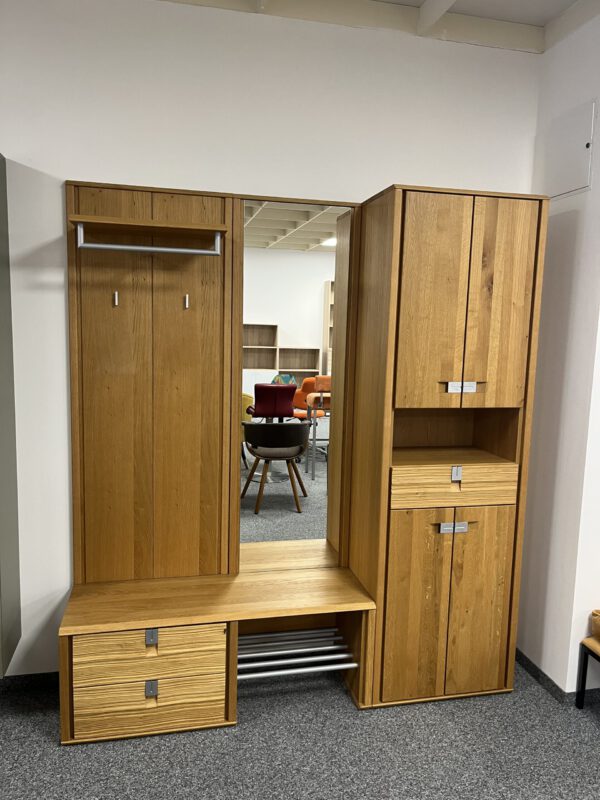 Garderobe Bologna – Bild 2