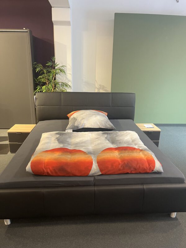 Bett Felena