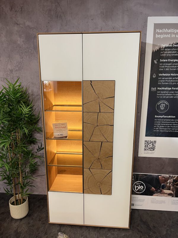 Vitrine