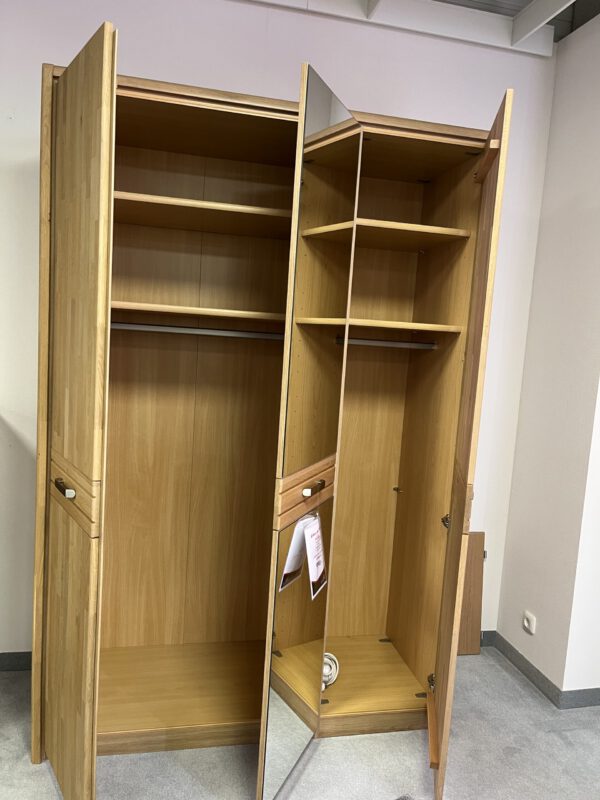 Schrank mit Außenspiegel – Bild 2
